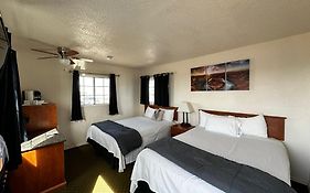 071A Private Studio Near South Rim Sleeps 6- No Kitchen